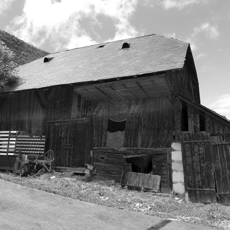 GRANGE A RENOVER